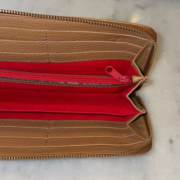 Dooney & Bourke Wallet Wristlet Pebbled Leather Full Zip Continental tan Wallet - Picture 11 of 16
